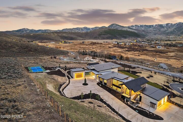 Property Photo: 5220 N Old Ranch Road UT 84098