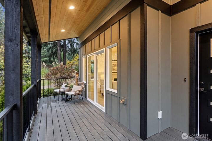 Property Photo: 11222 115th Place NE WA 98033