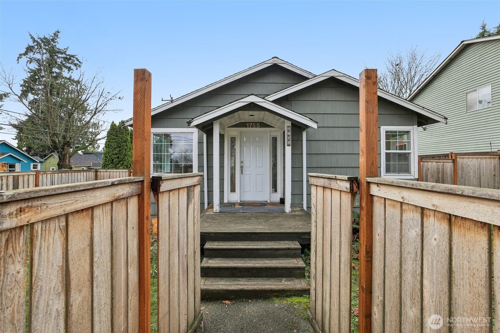 Property Photo:  1755 NE 89th Street  WA 98115 