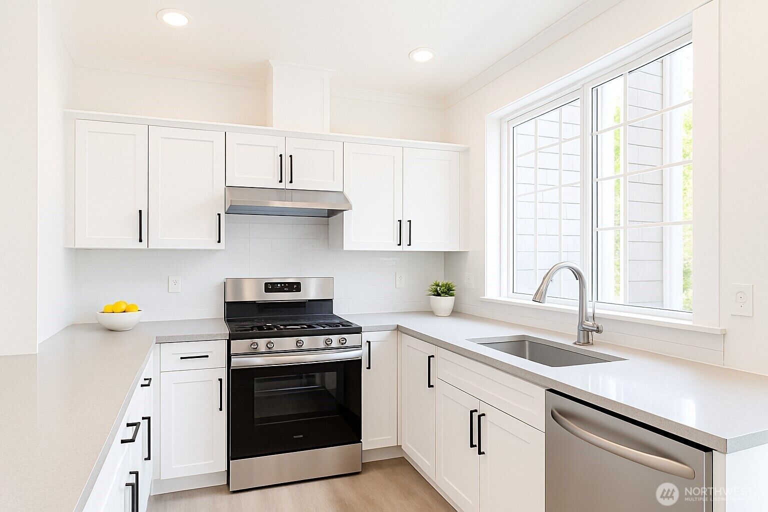 Property Photo:  25025 SE Klahanie Boulevard D202  WA 98029 