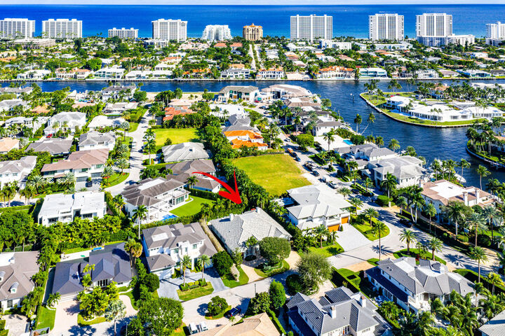 Property Photo:  2460 Queen Palm Road  FL 33432 