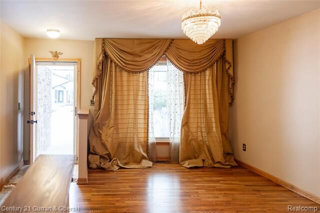 Property Photo:  575 Rosemary Street  MI 48127 