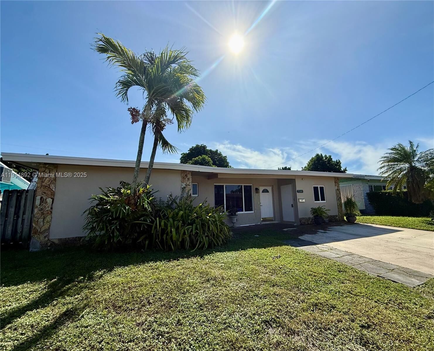 Property Photo:  7340 Allen Dr  FL 33024 
