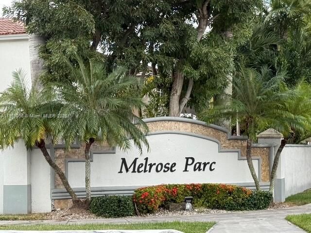 Property Photo: 16420 SW 48th Ter FL 33185