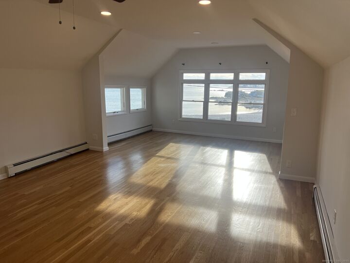 Property Photo:  140 Beach Avenue  CT 06460 