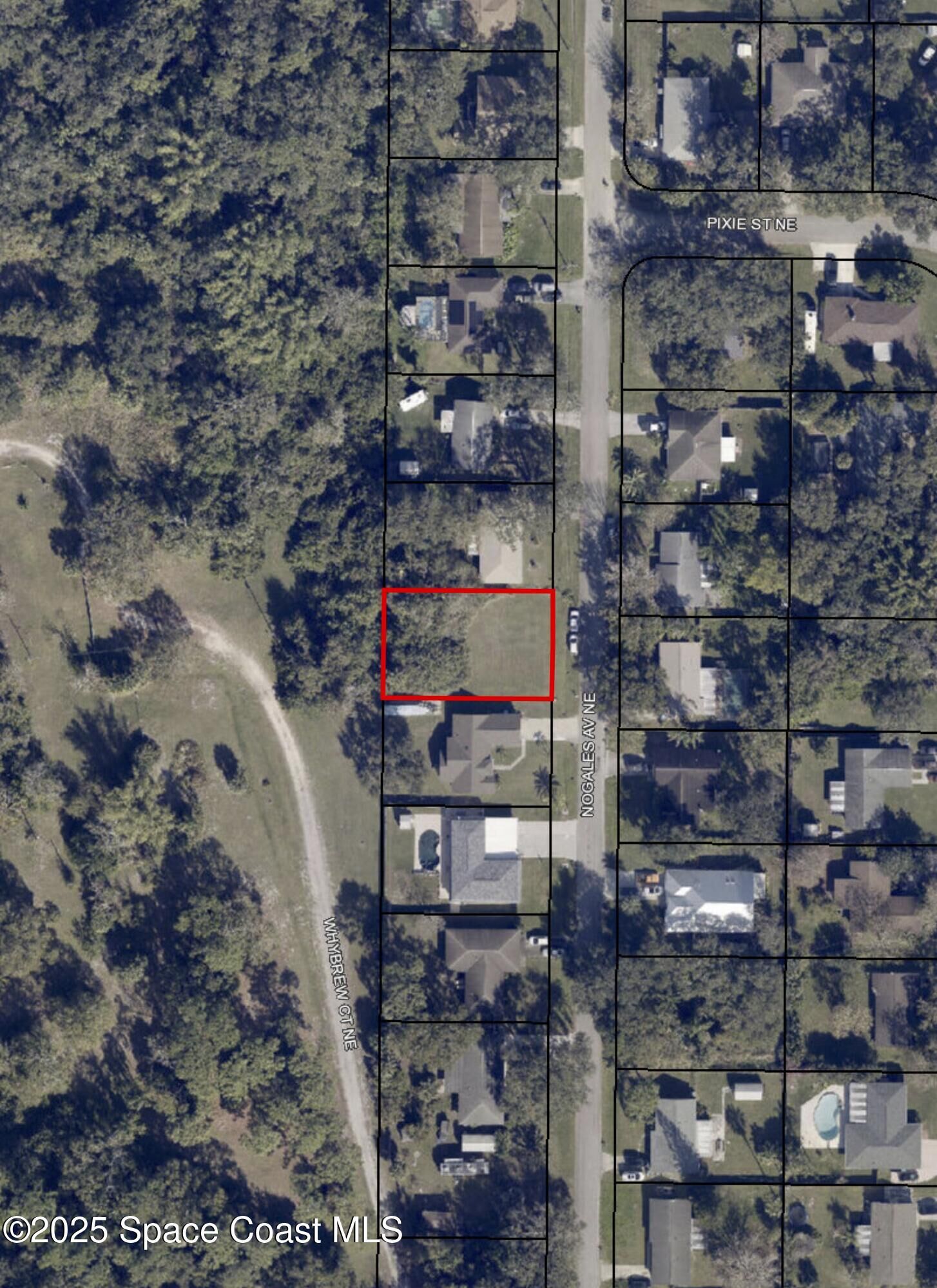 Property Photo:  422 Nogales Avenue NE  FL 32907 