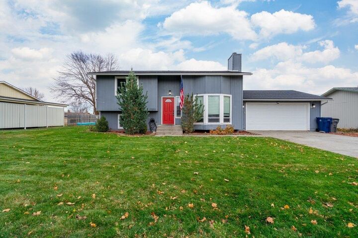 Property Photo: 1120 N Warren Rd WA 99216