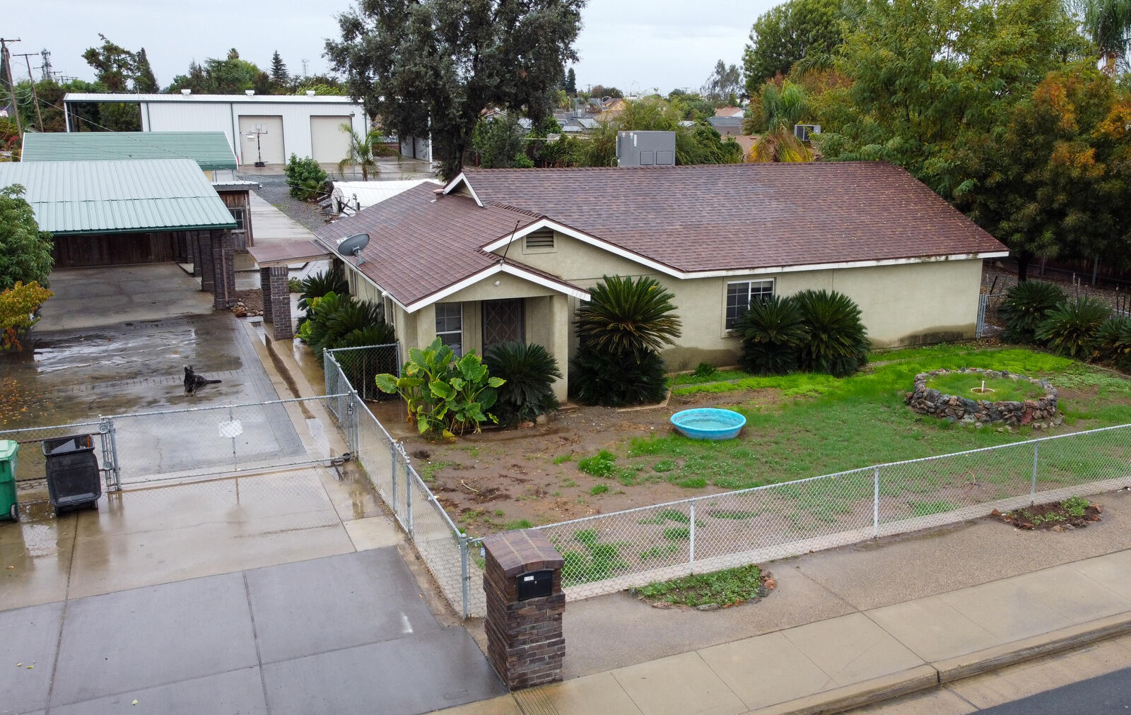 Property Photo:  1107 W Westfield Avenue  CA 93257 