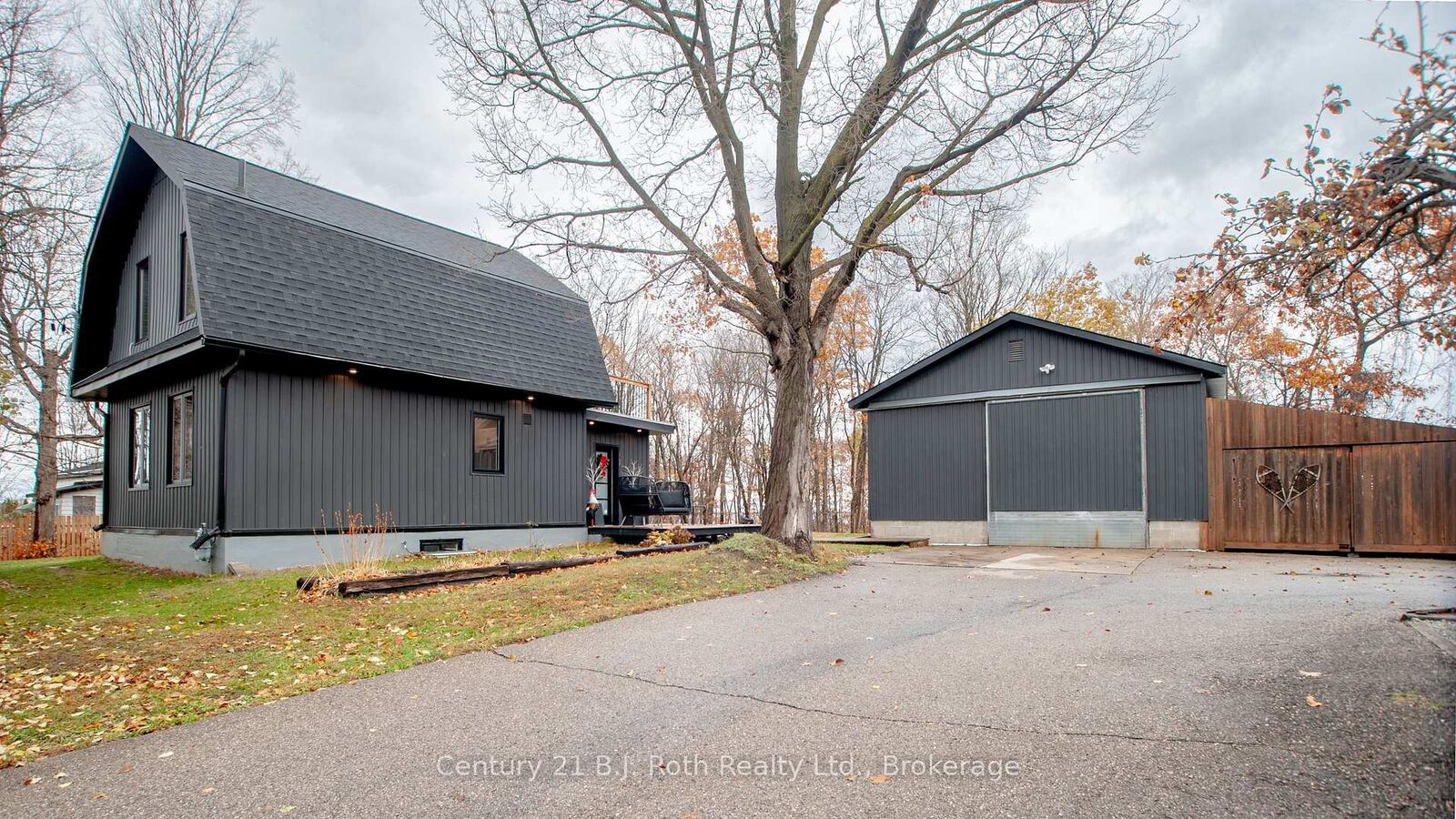 Photo de la propriété: 381 Olive Street ON L4R 2R4