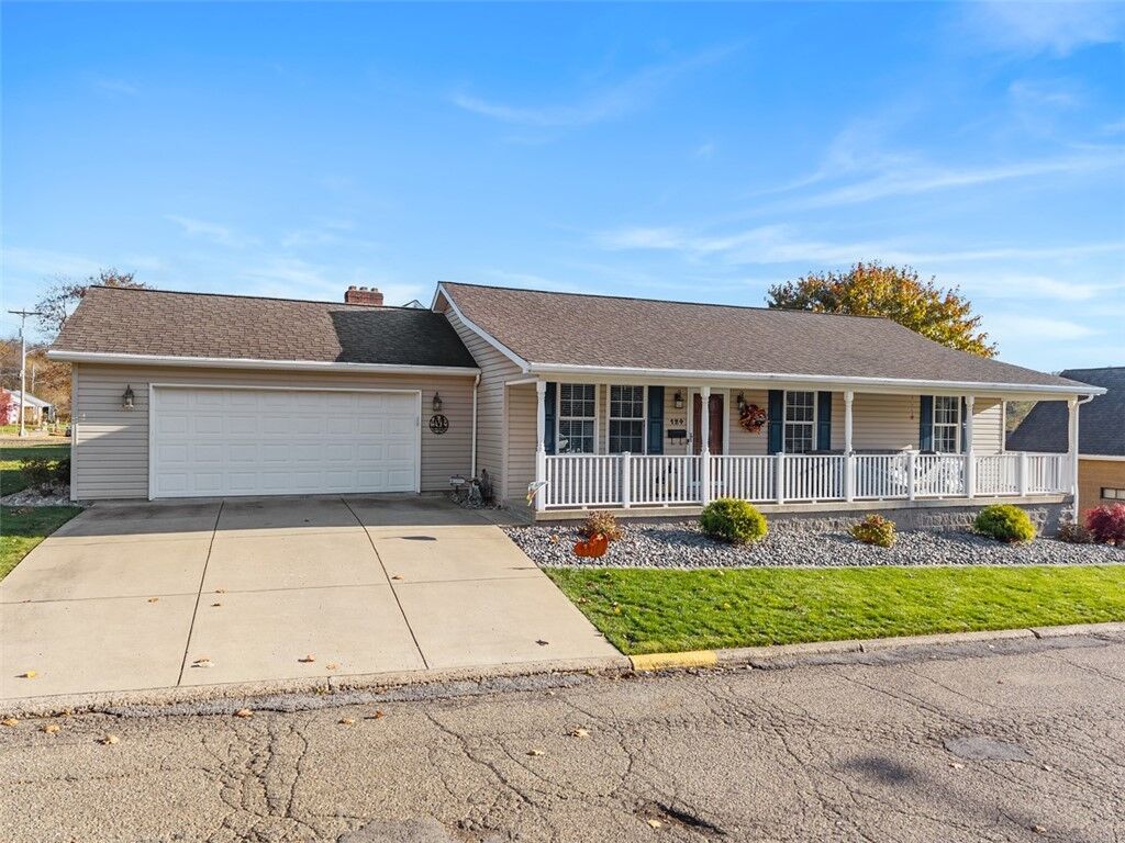 Property Photo:  124 12th Street  PA 15059 