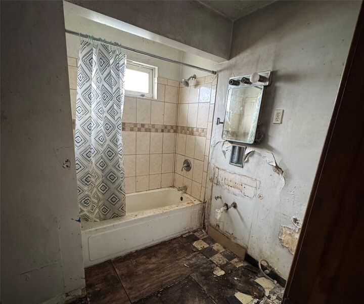 Property Photo:  26 Lamont Street  NY 13903 