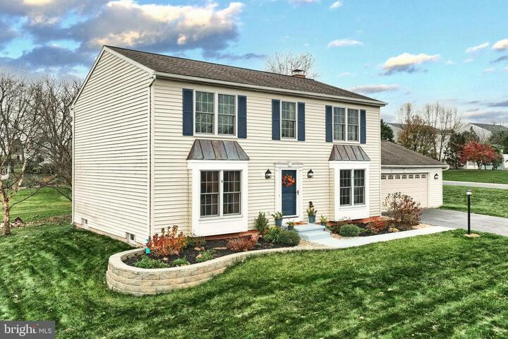 Property Photo:  50 Ridgeview Drive  PA 17319 