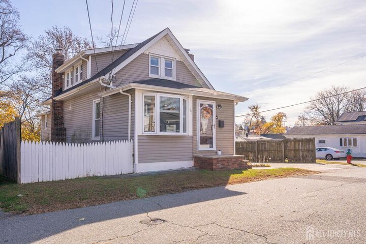 Property Photo:  181 Norwood Avenue  NJ 08879 