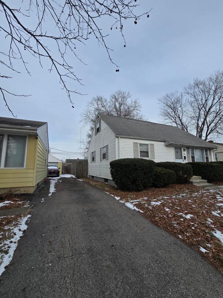 Property Photo: 3314 Towers S Court OH 43227