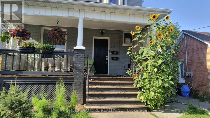 Property Photo: 92 Adelaide Avenue East Unit 1 ON L1G 1Z1