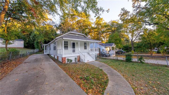 Property Photo: 2021 Elgin Drive GA 31901