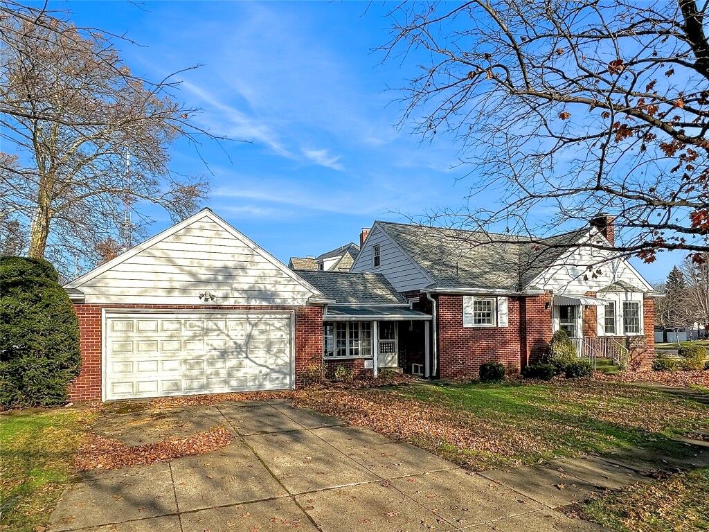 Property Photo:  6 W Metcalf Street  PA 16508 