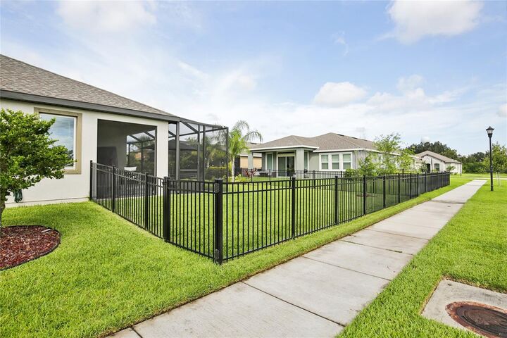 Property Photo:  6240 Sea Air Drive  FL 33572 