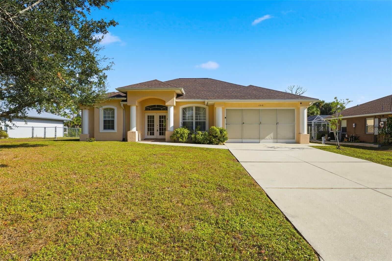 Property Photo: 1516 Natrona Drive FL 34286