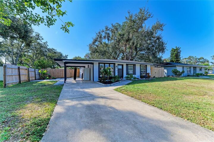 Property Photo:  3350 Bailey Street  FL 34237 