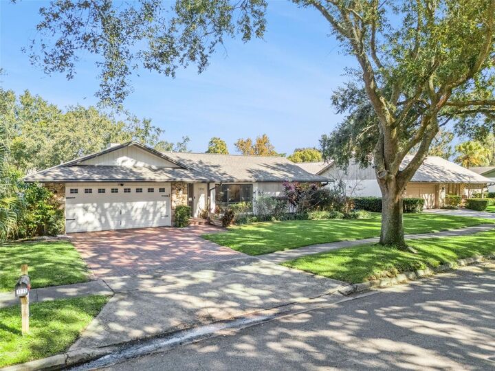 Property Photo: 1712 Golfside Drive FL 32792