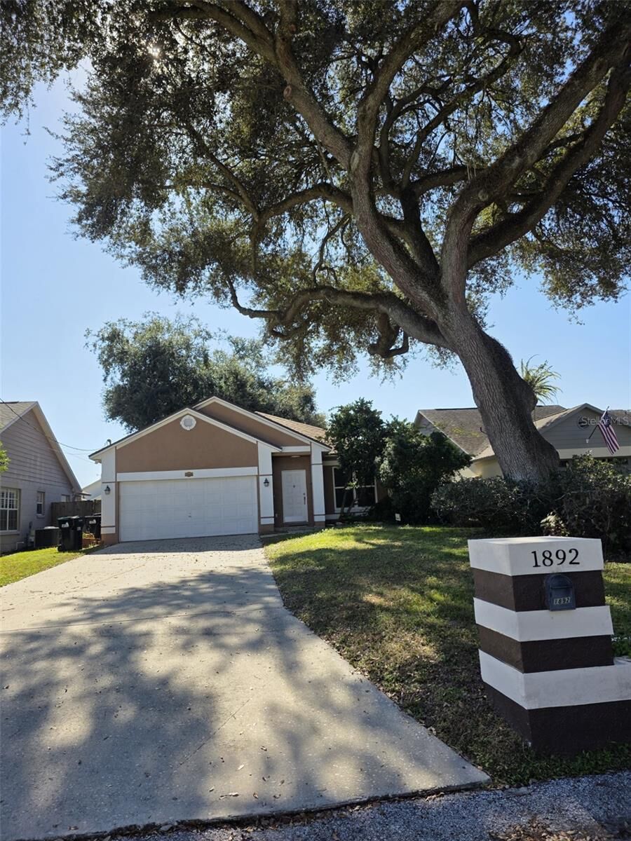 Property Photo:  1892 White Avenue  FL 32806 