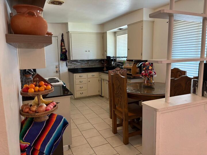 Property Photo: 441 Elgin Avenue CA 95240