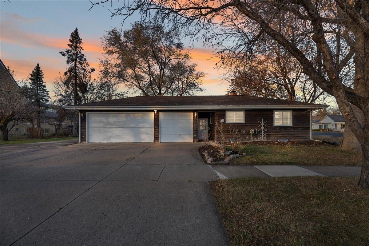 Property Photo:  406 2nd Street N  MN 55003 