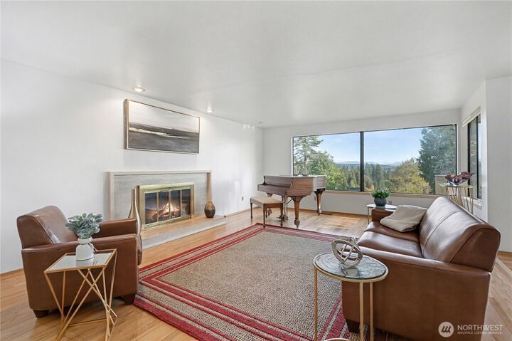 Property Photo: 4927 Purdue Avenue NE WA 98105