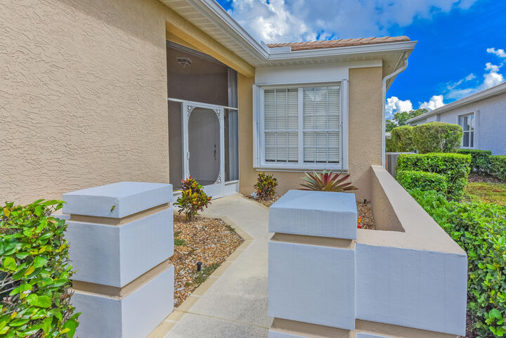 Property Photo:  1741 SW Willowbend Lane  FL 34990 