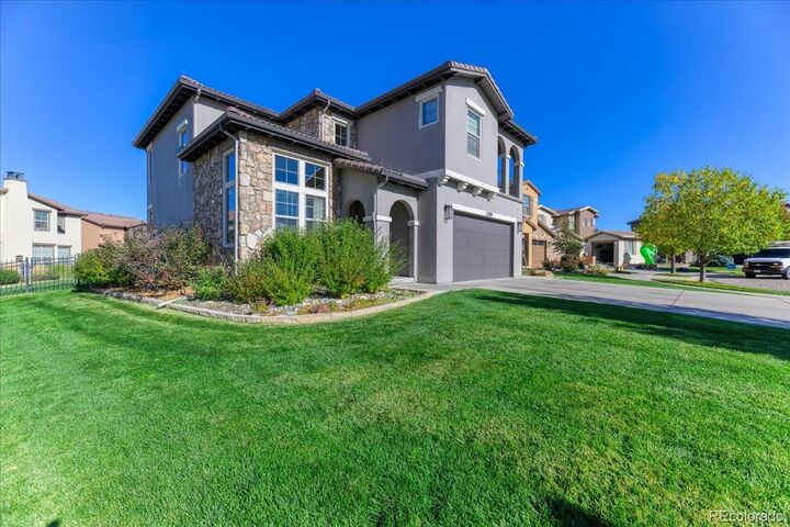 Property Photo:  2380 S Loveland Way  CO 80228 