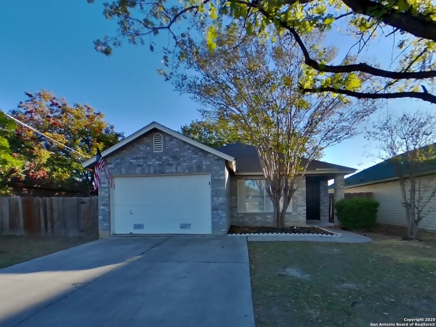 Property Photo:  8230 Longhorn Ridge  TX 78109 