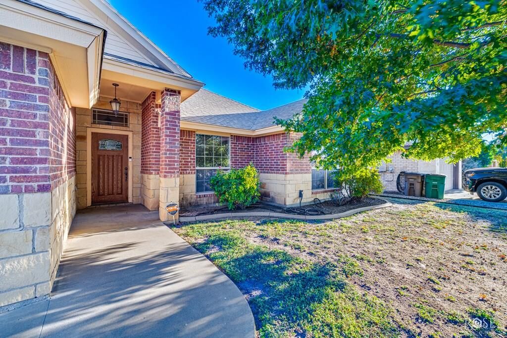 Property Photo: 3914 Blair Lane TX 76904