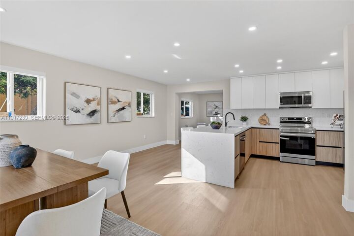 2805 NW 210th Ter  Miami Gardens FL 33056 photo