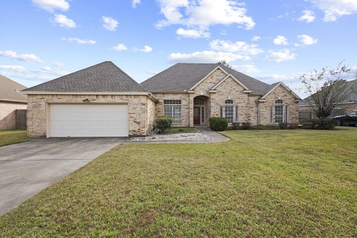 Property Photo:  250 Sarah Lane  TX 77657 