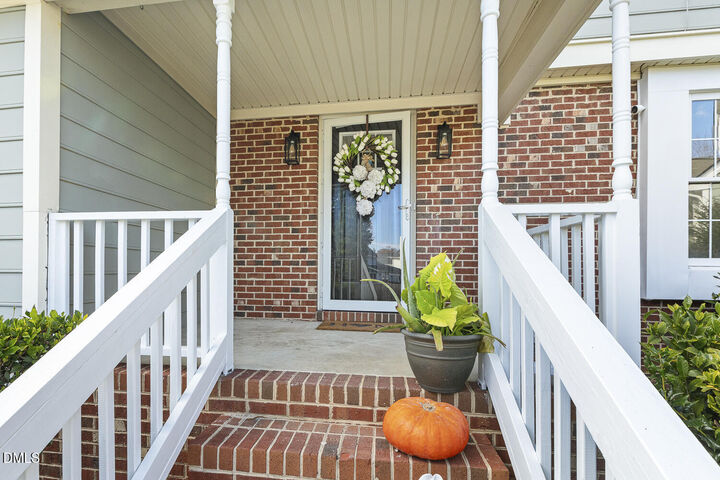 Property Photo: 7405 Pennsylvania Court NC 27615