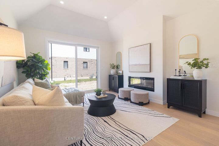 Property Photo: 6694 Hayward Drive ON N6P 0H7