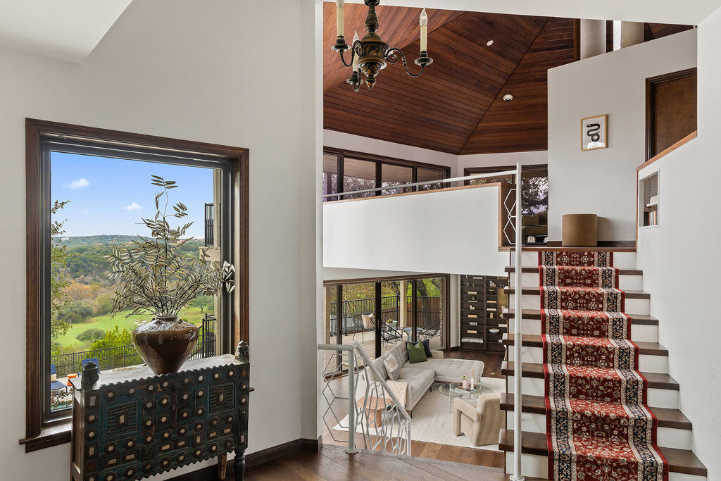 Property Photo: 1922 Cypress Point W TX 78746