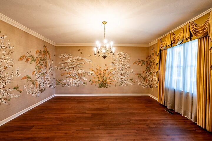 Property Photo:  2021 West Broad Avenue  GA 31707 