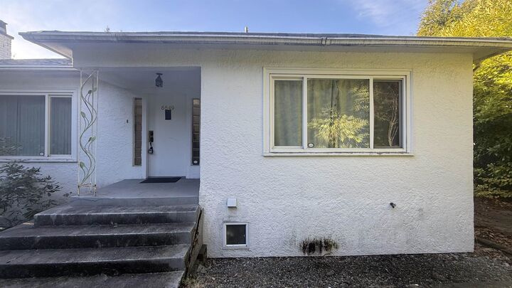 Property Photo: 6649 Granville Street BC V6P 4X1