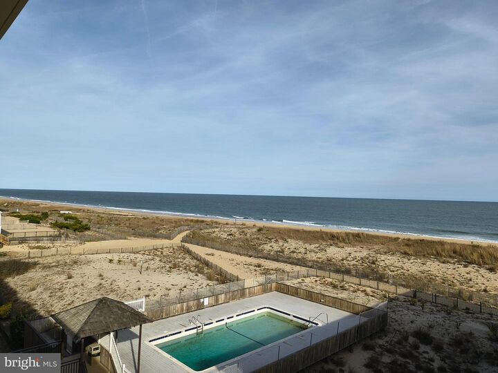 Property Photo:  6803 Atlantic Avenue 4L  MD 21842 