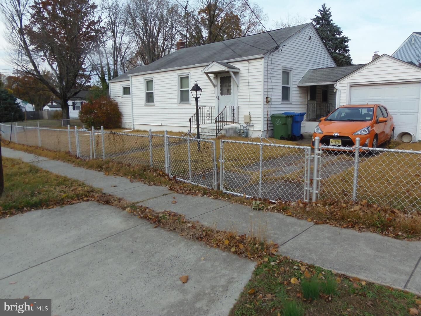 Property Photo:  16 Churchill Road  NJ 08034 