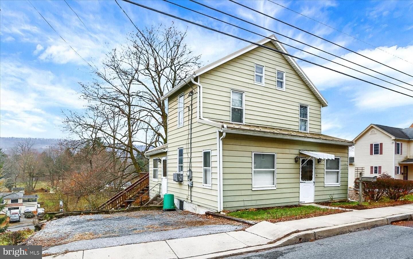 Property Photo:  502 Valley Street  PA 17053 