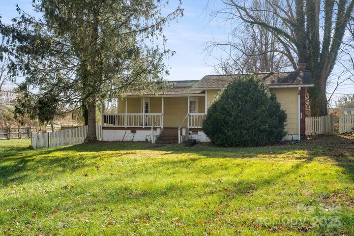 Property Photo:  119 E Walker Street  NC 28726 