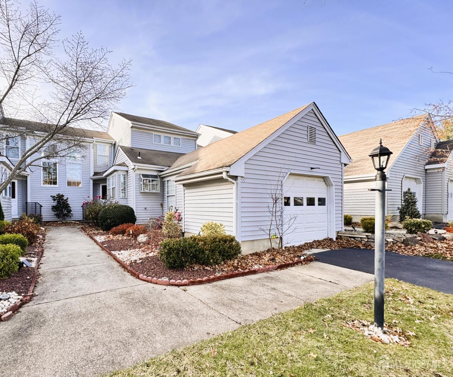 Property Photo:  4-C Rutherford Hayes Drive  NJ 08831 