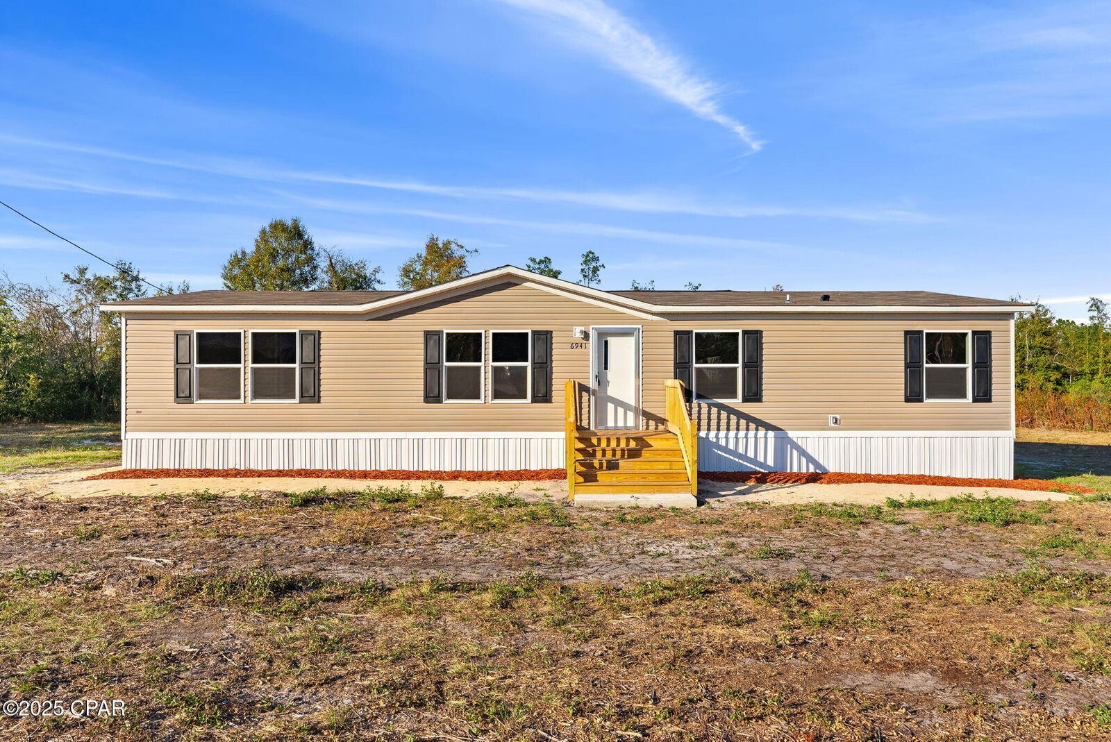Property Photo:  6941 Keithley Road  FL 32404 
