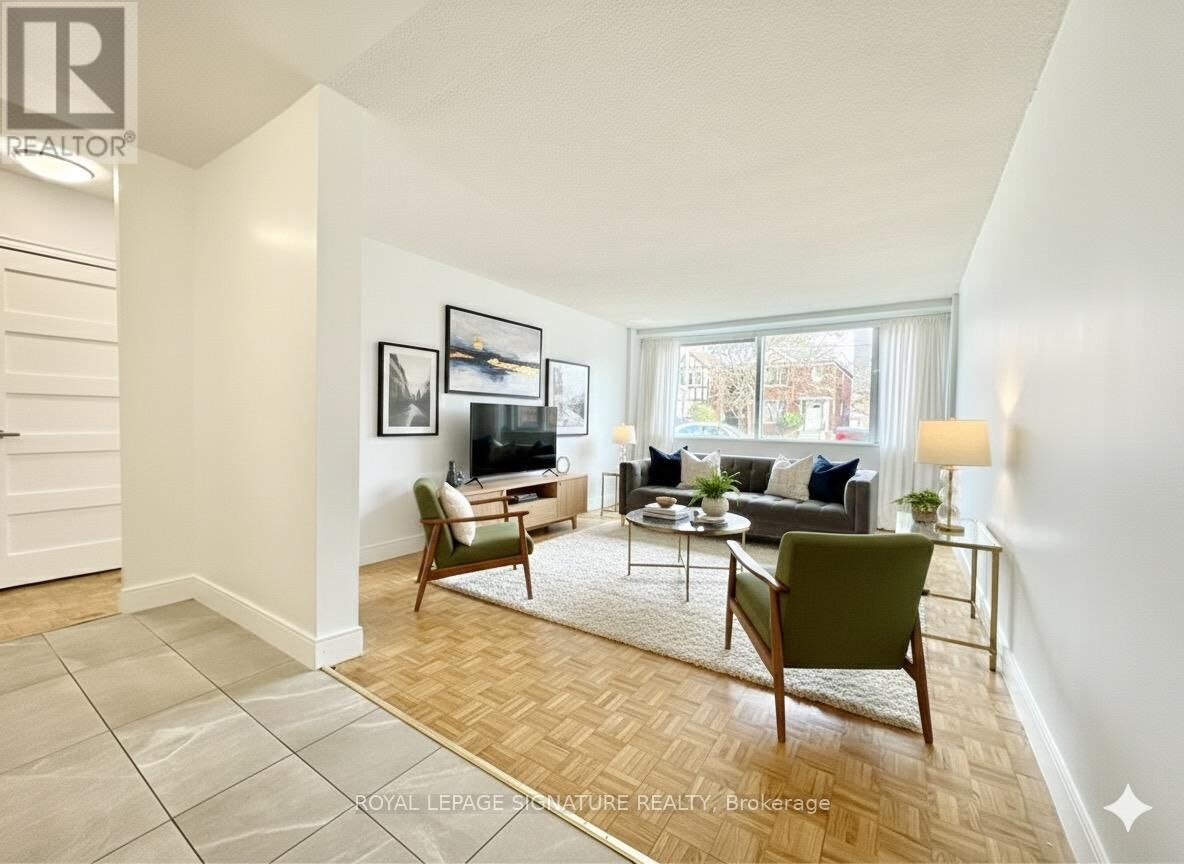 Property Photo:  990 Avenue Road 108  ON M5P 2K8 