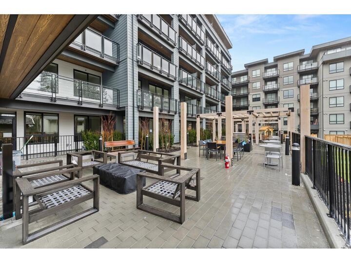 Property Photo:  13439 94A Avenue 402  BC V3V 0G9 