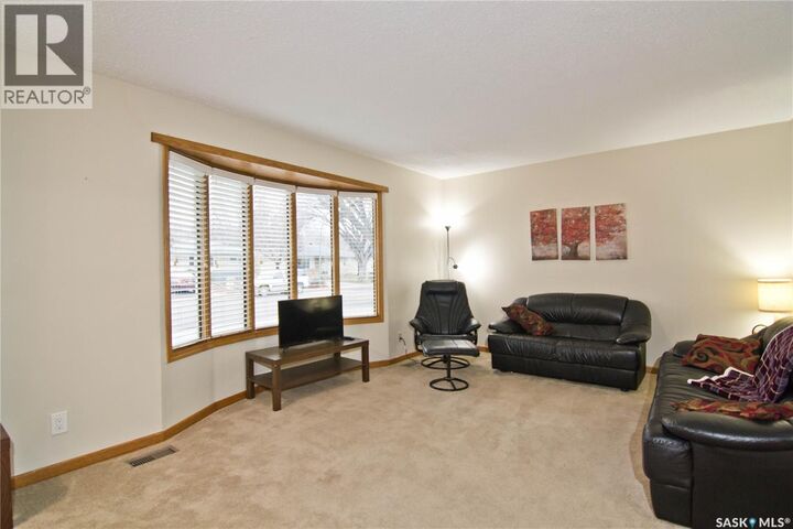 Photo de la propriété:  409 Garnet Street N  SK S4R 3T2 