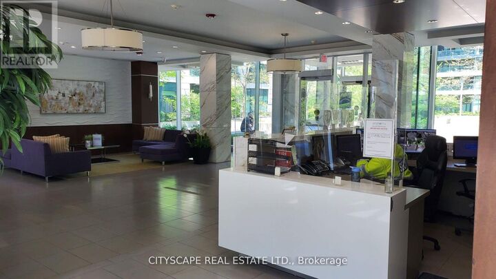 Property Photo:  525 Wilson Avenue 423  ON M3H 1V1 